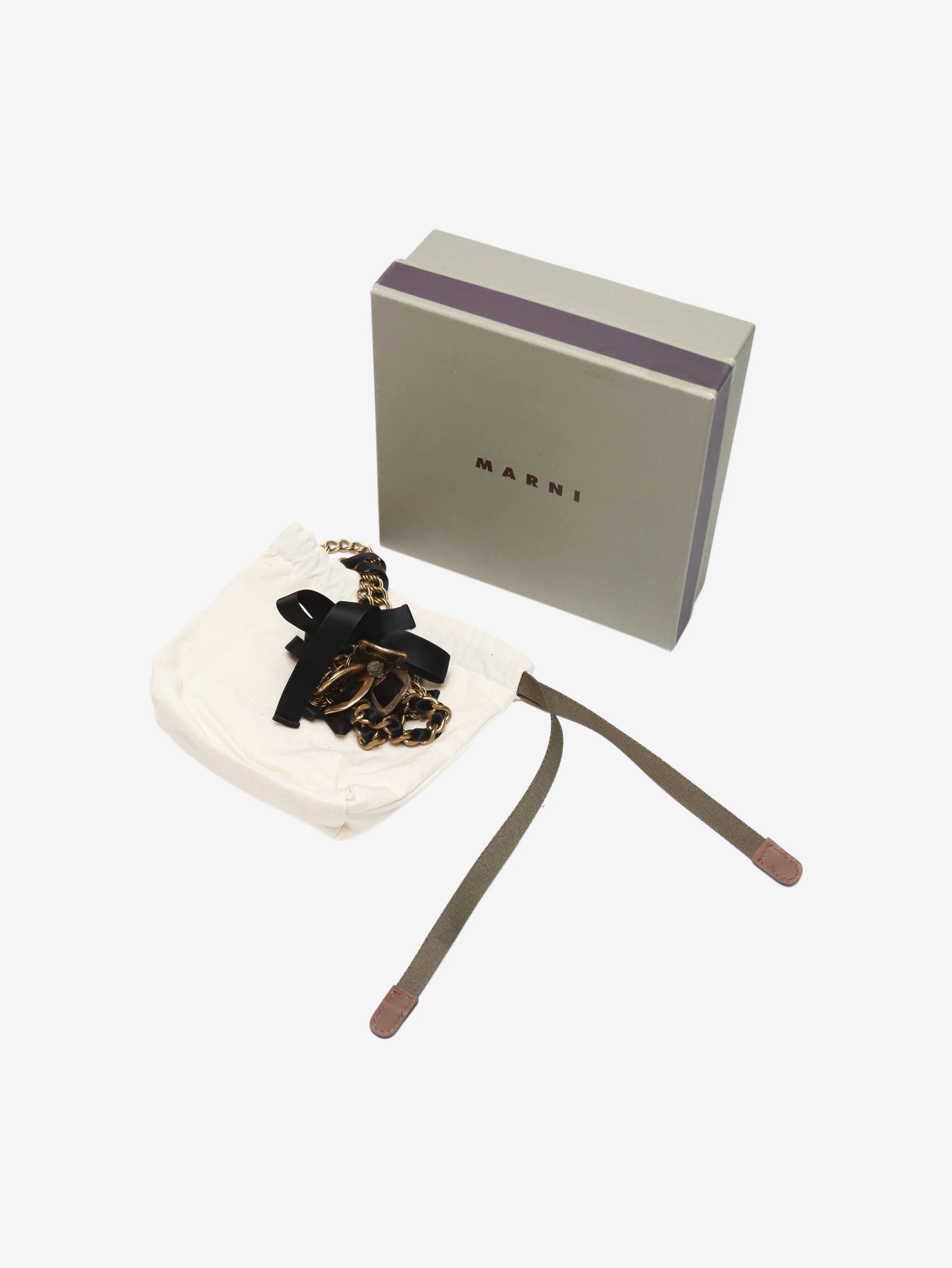 Gold butterfly chain necklace - Image 3