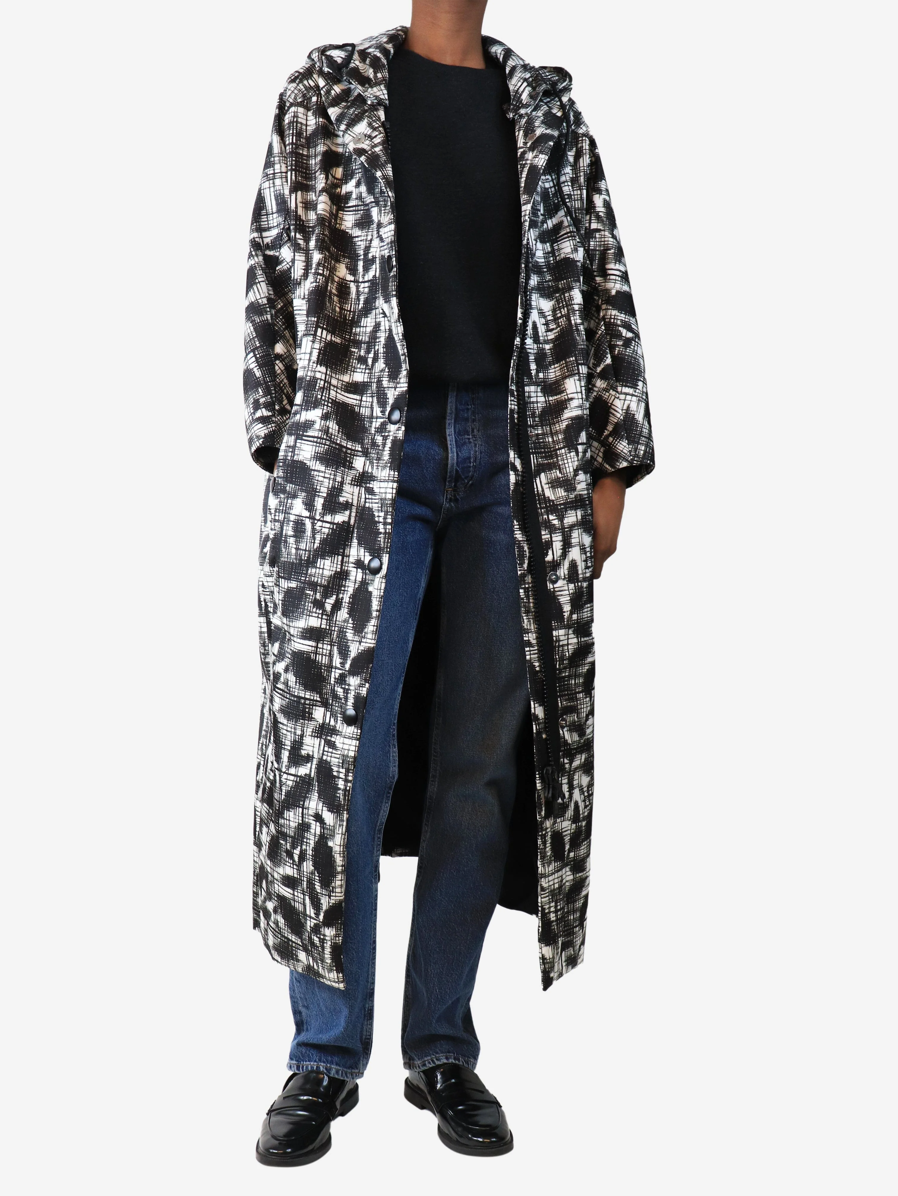 Black and white Re-Nylon printed raincoat - size UK 4 - Image 3